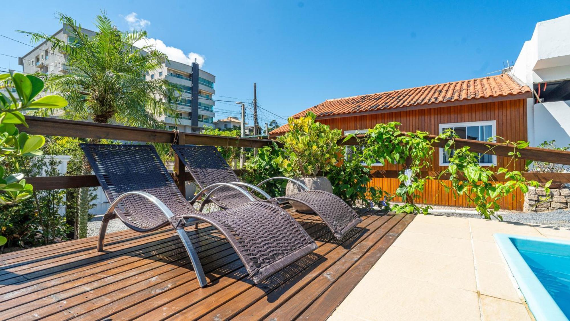 Villa Residencial Com Piscina Possui Jacuzzi Aquecida Com Hidromassagem Bombinhas Exterior foto