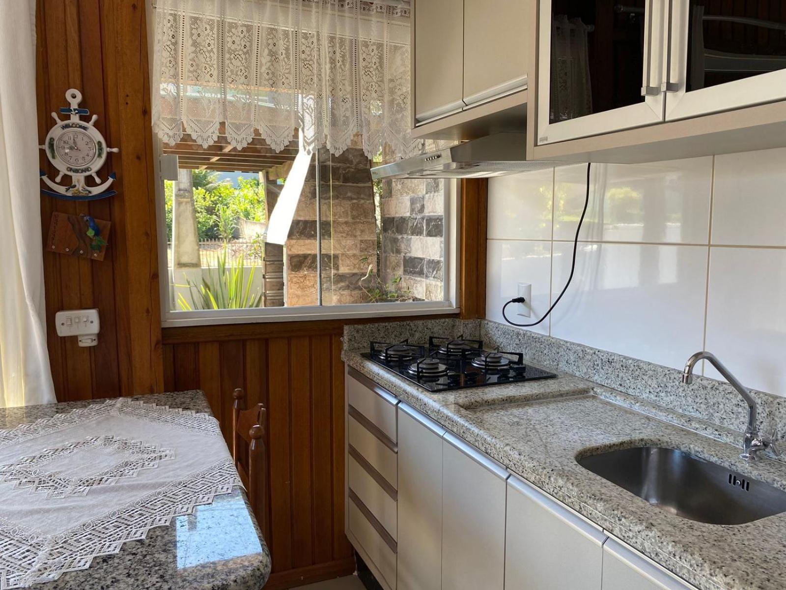 Villa Residencial Com Piscina Possui Jacuzzi Aquecida Com Hidromassagem Bombinhas Exterior foto