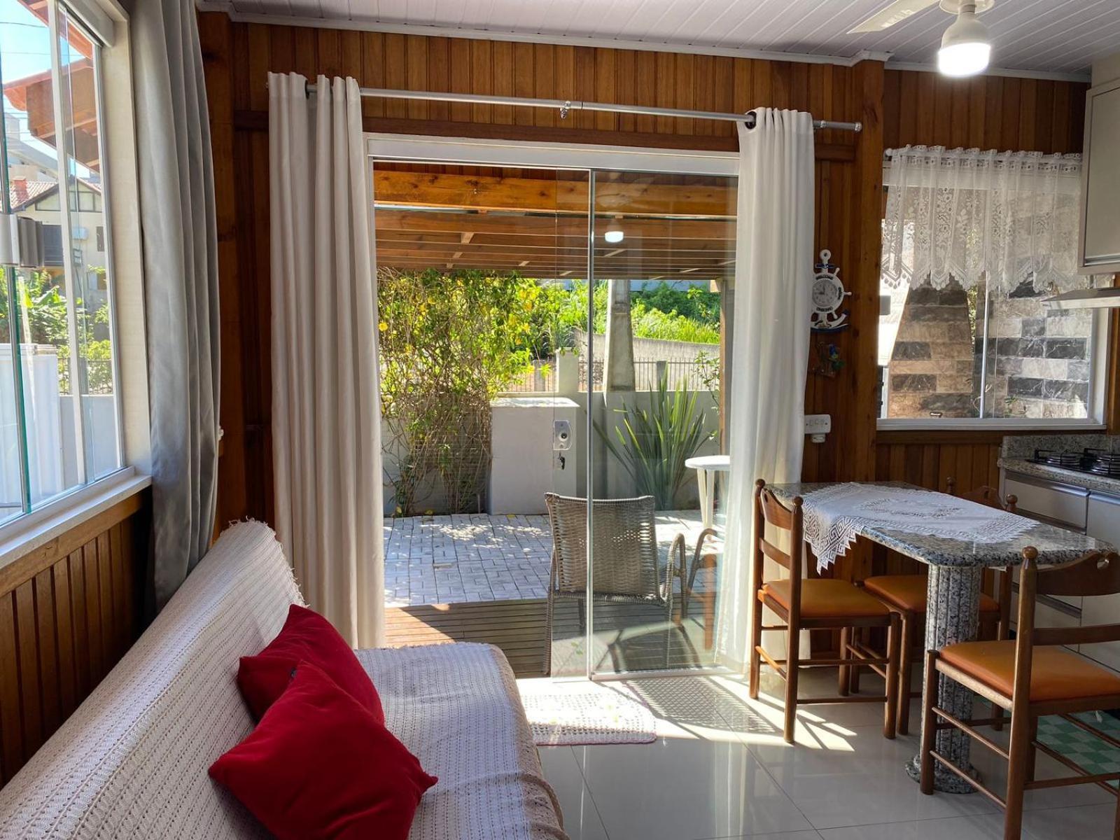 Villa Residencial Com Piscina Possui Jacuzzi Aquecida Com Hidromassagem Bombinhas Exterior foto