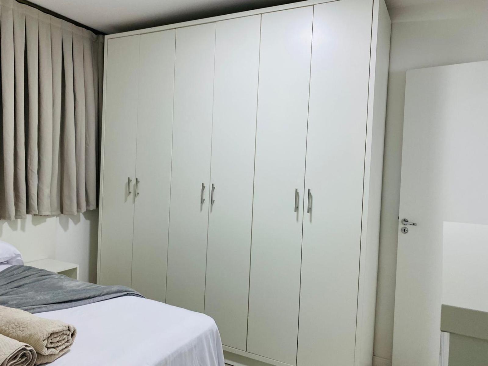 Villa Residencial Com Piscina Possui Jacuzzi Aquecida Com Hidromassagem Bombinhas Exterior foto